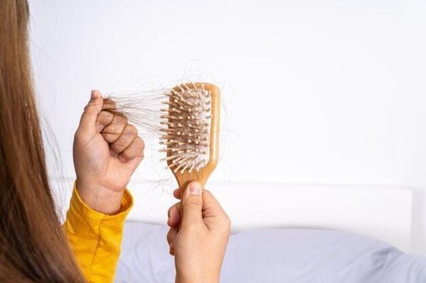 مصرف زیاد این ویتامین ریزش مو را بیشتر می نماید